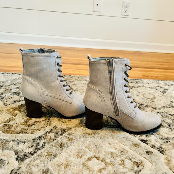 *SOLD* Baylor Lace-Up Grey Booties - Picture 13 of 15